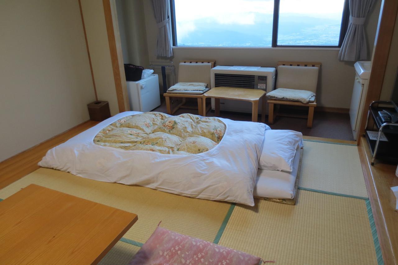 Takamine Kogen Hotel Komoro Buitenkant foto